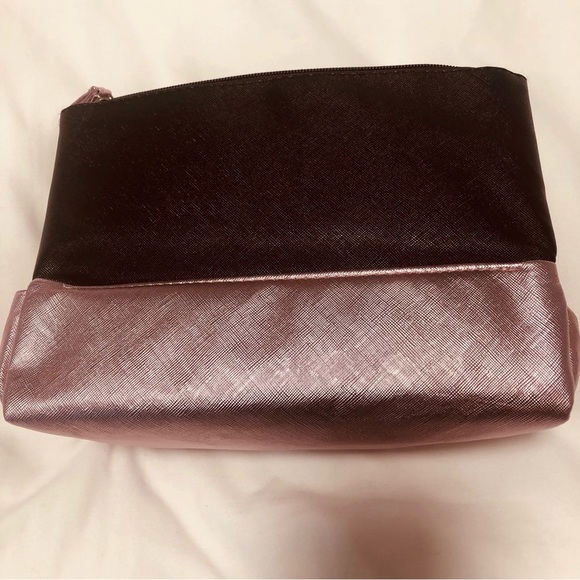 La Vie En Rose Cosmetic Bag NWOT Metallic Pink/Rose Gold - Picture 4 of 11